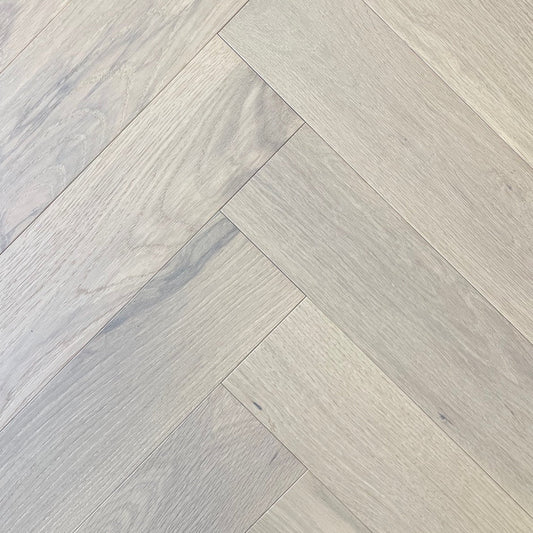 Vidar - West Coast - Herringbone Collection - Naked Oak - AB Grade