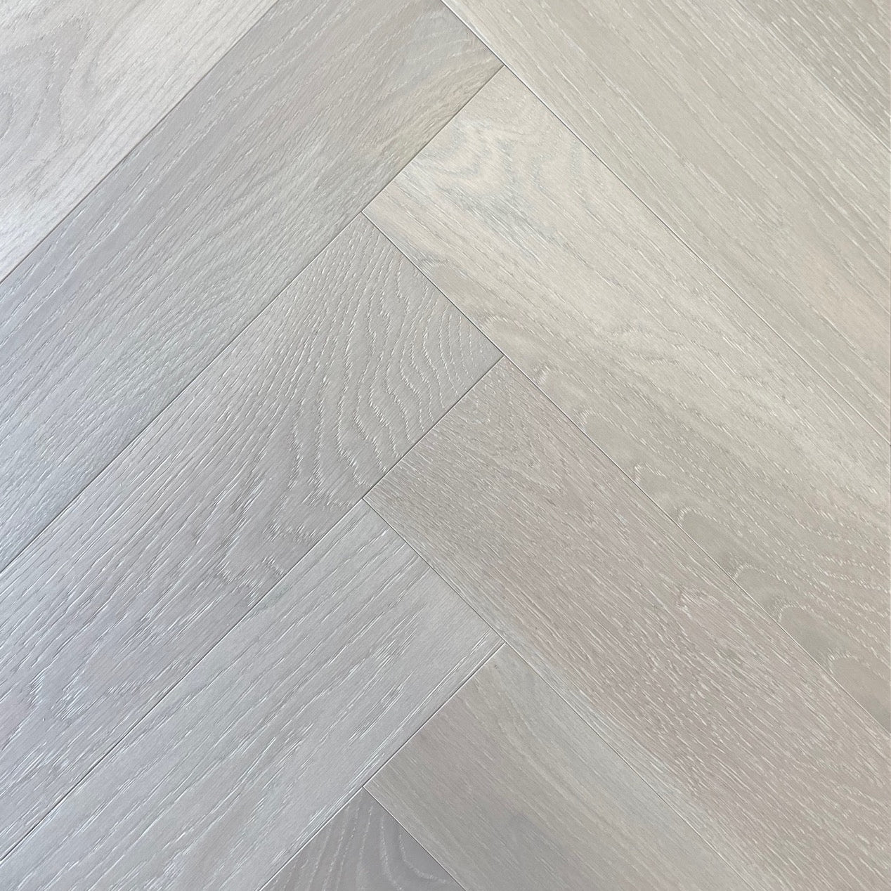 Vidar - West Coast - Herringbone Collection - Silver Stone - AB Grade